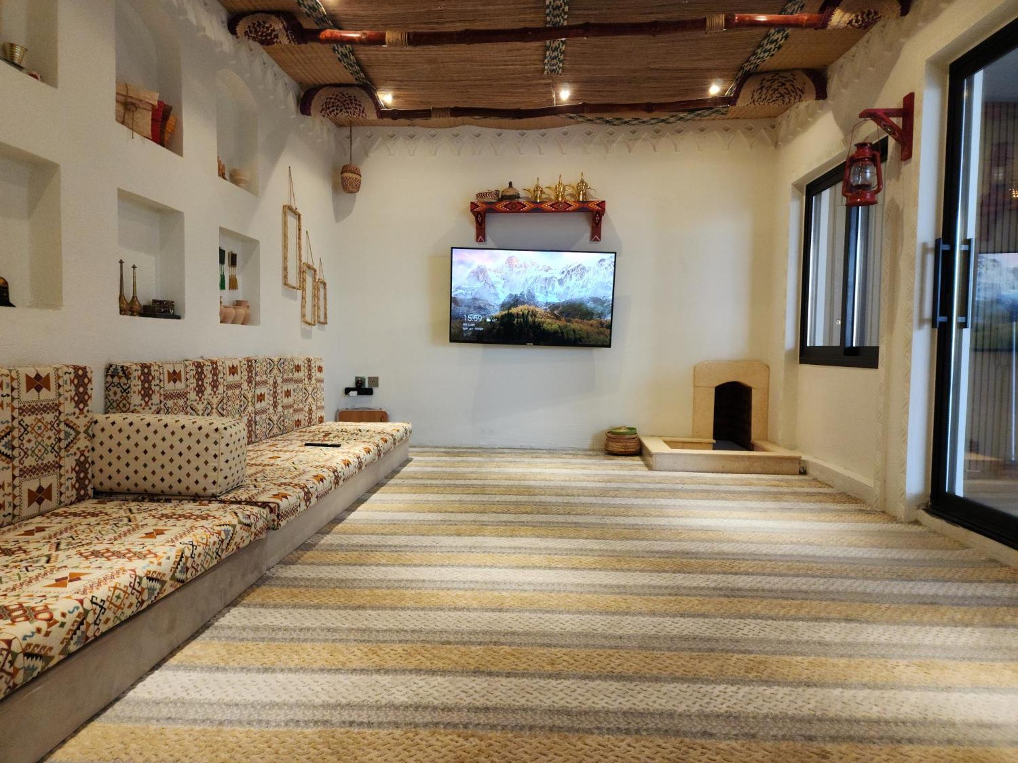 Vila Al Qand For Families Only Half Moon Bay