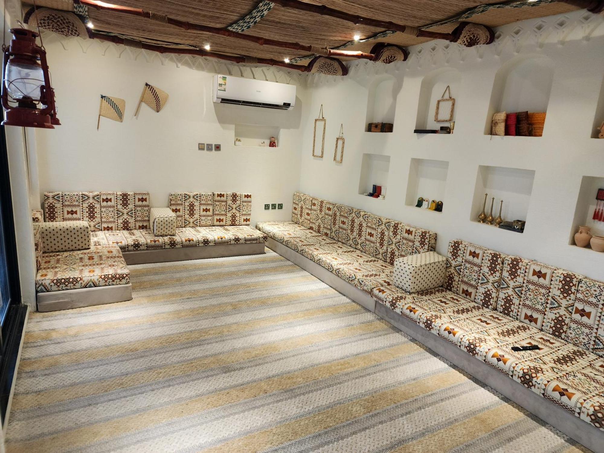Al Qand For Families Only Vila